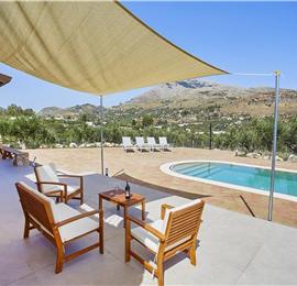 4 bedroom villa with pool, Castellammare del Golfo, sleeps 8-9